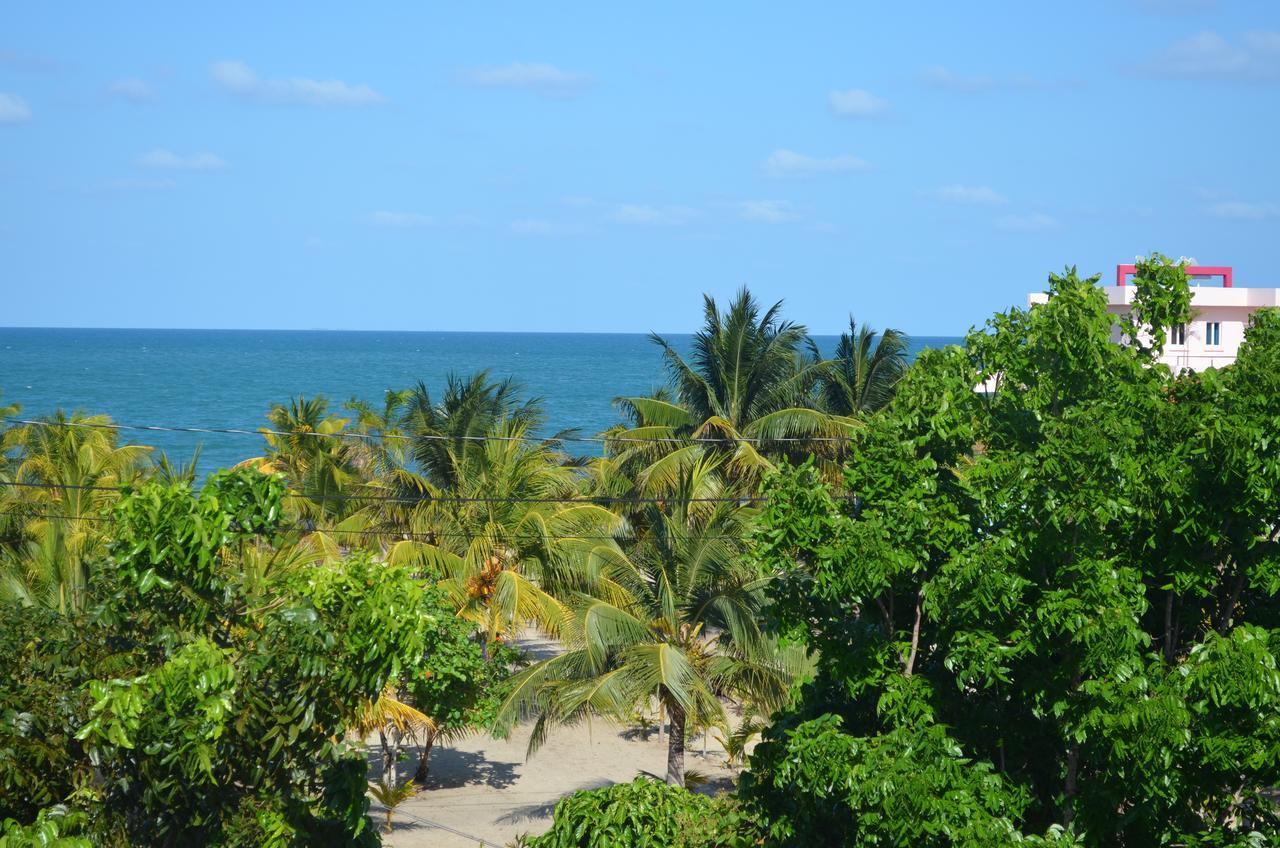 Khalkob'S Estate Apartment Placencia Exterior photo